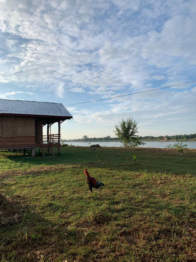 Vera Sunset Homestay Local Experience With Lao Family Muang Không Eksteriør bilde
