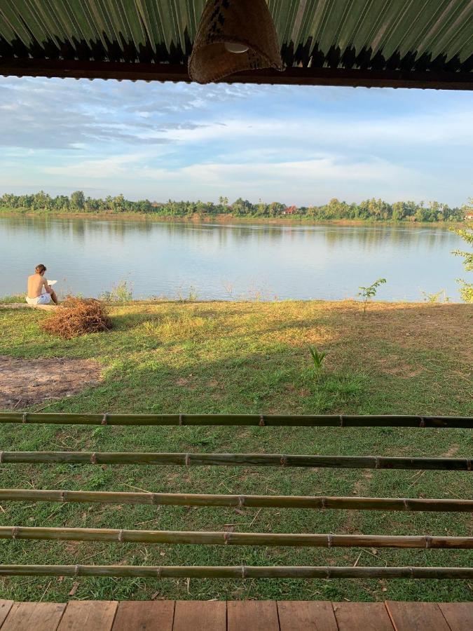 Vera Sunset Homestay Local Experience With Lao Family Muang Không Eksteriør bilde