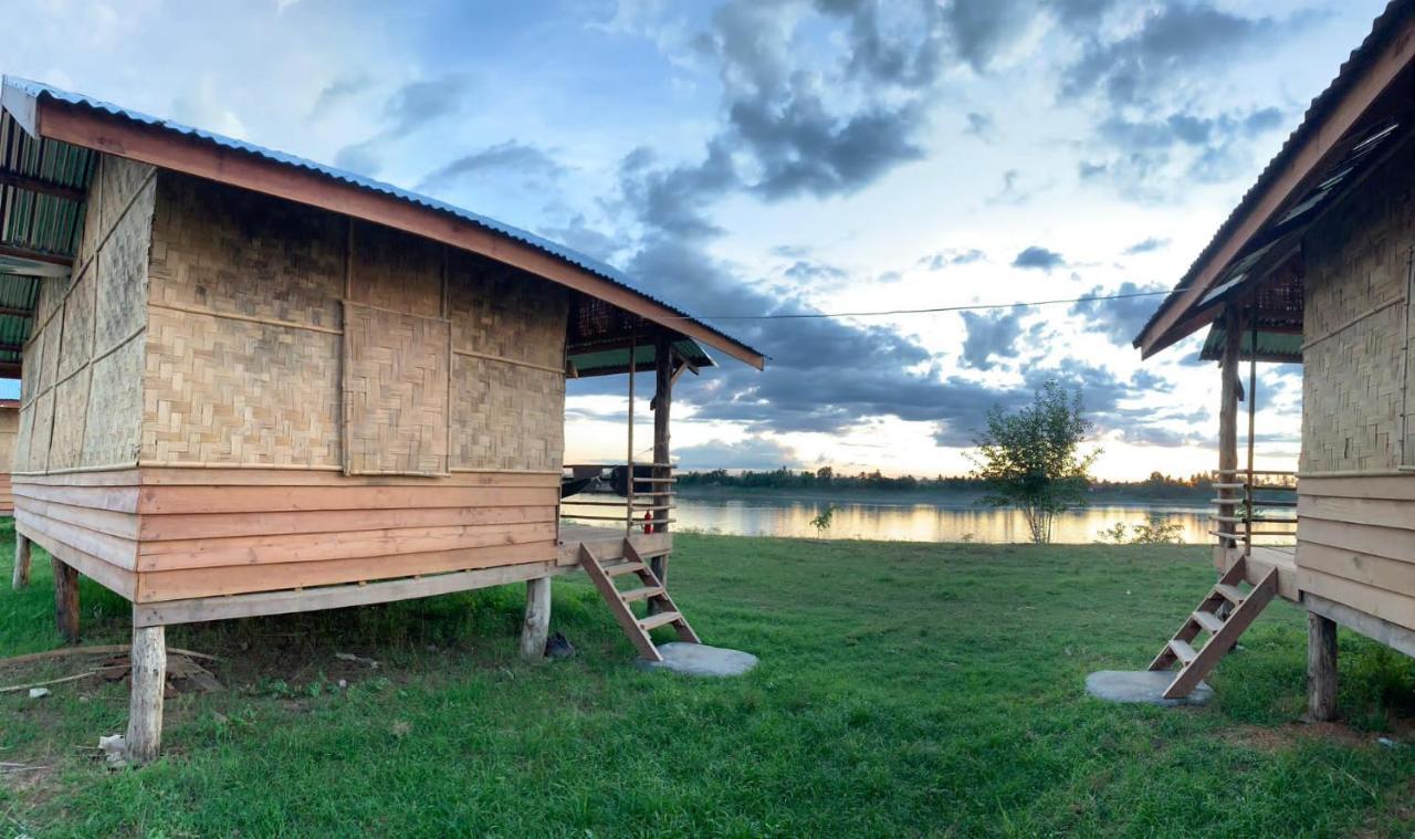 Vera Sunset Homestay Local Experience With Lao Family Muang Không Eksteriør bilde